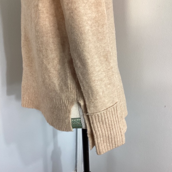 NWT J.CREW SIZE XS V NECK SWEATER MERINO WOOL ALPACA BLEND BEIGE CLASSIC - Picture 5 of 11